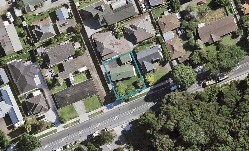 27A Beach Road, Pahurehure, Papakura - Carousel 1