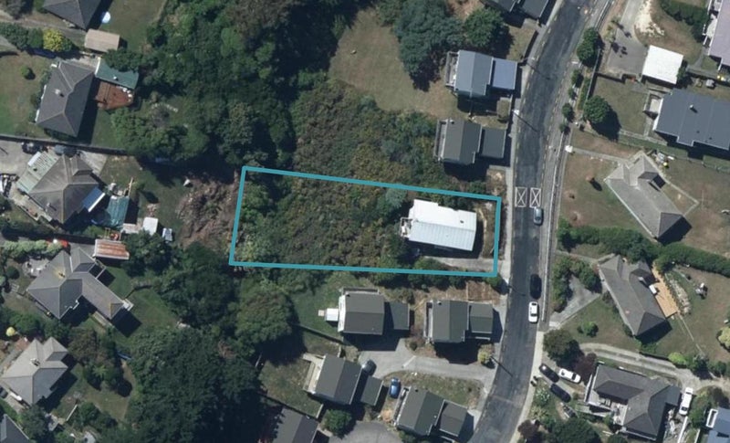 22 Morere Street, Titahi Bay, Porirua - Carousel 1