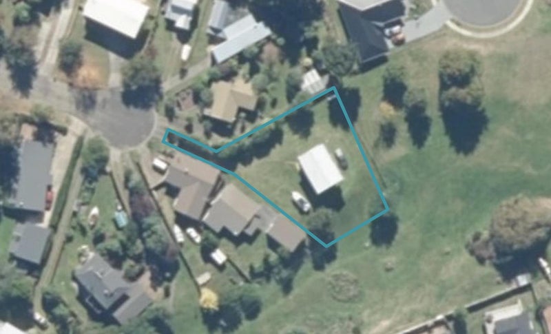 33 Irwin Place, Kinloch, Taupō - Carousel 1