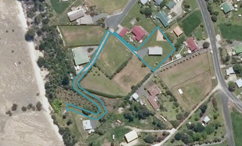 9 Kotare Crescent, Pahi, Paparoa - Carousel 1