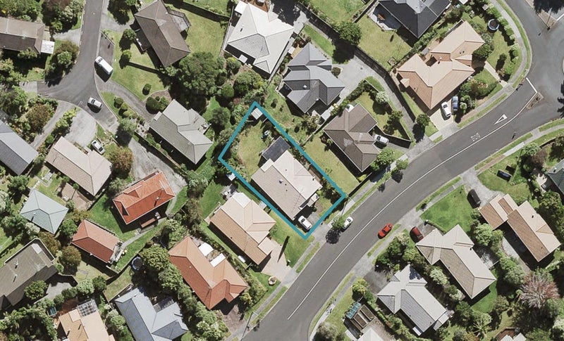 9 Bluebird Crescent, Unsworth Heights, Auckland - Carousel 1