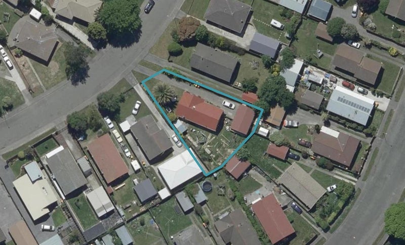 29 Malabar Crescent, Broomfield, Christchurch - Carousel 1