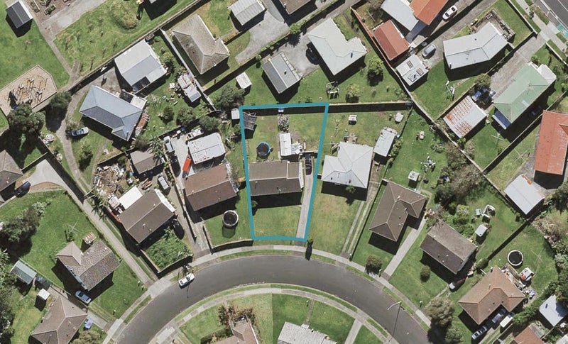 70 Heyford Close, Mangere, Auckland - Carousel 1