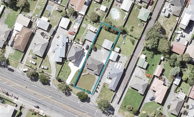 72 Wainuiomata Road, Wainuiomata, Lower Hutt - Carousel 1