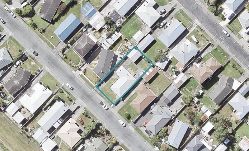 24 Karamu Crescent, Wainuiomata, Lower Hutt - Carousel 1
