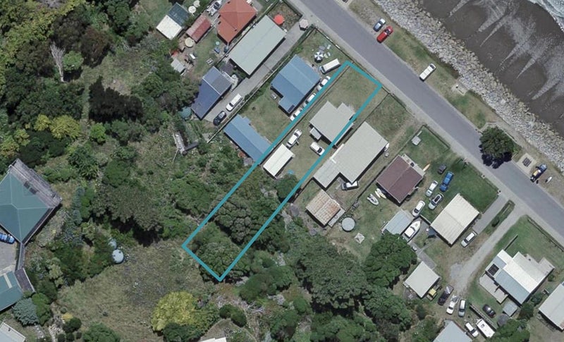 74 Jetty Road, Castlepoint, Tīnui - Carousel 1