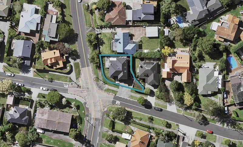 2 Palmer Crescent, Mission Bay, Auckland - Carousel 1