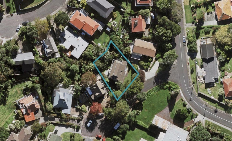 8 Bamfield Place, Hillsborough, Auckland - Carousel 1