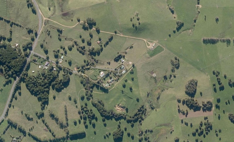424C State Highway 10, Oromahoe, Haruru - Carousel 1