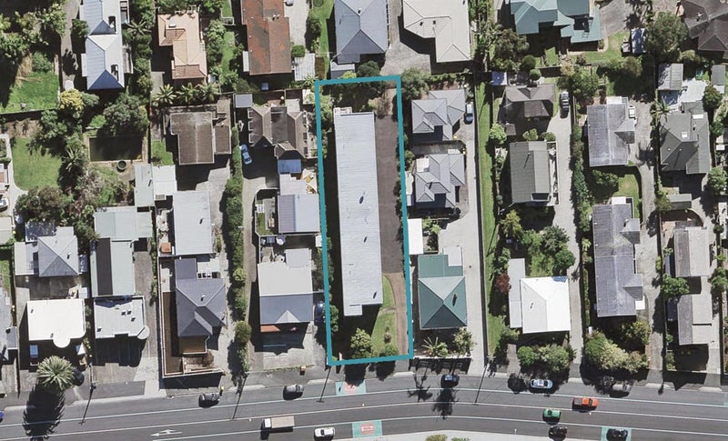 4/219 Onewa Road, Birkenhead, Auckland - Carousel 1