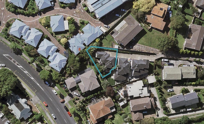 24C Pyatt Crescent, Saint Johns, Auckland - Carousel 1