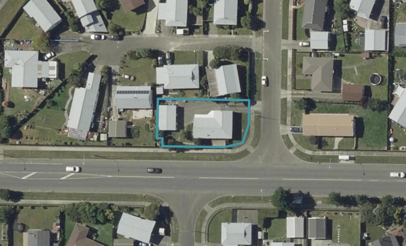 1 Dahlstrom Grove, Kelvin Grove, Palmerston North - Carousel 1