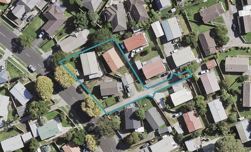 1/31 Nearco Street, Randwick Park, Auckland - Carousel 1