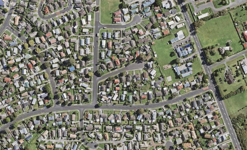 7 Massine Place, Randwick Park, Auckland - Carousel 1