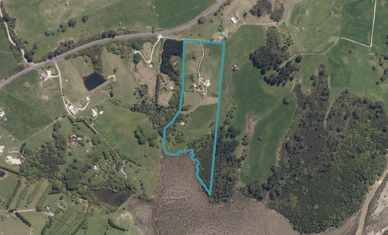 2199 State Highway 12, Paparoa - Carousel 1