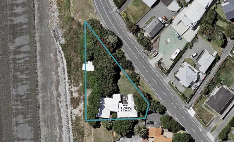 67 Wharemauku Road, Raumati Beach, Paraparaumu - Carousel 1