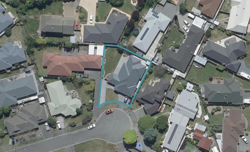 7 Ferngrove Place, Parklands, Christchurch - Carousel 1