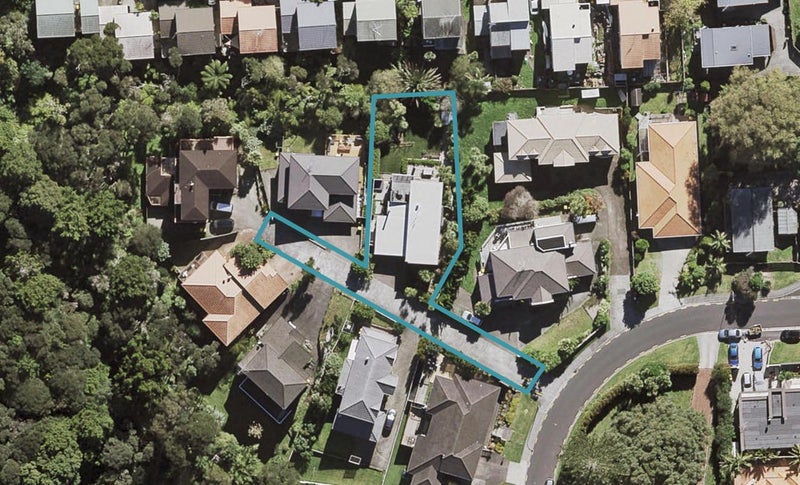13 Ian Marwick Place, Birkenhead, Auckland - Carousel 1