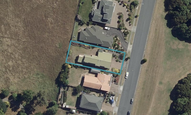 42 Melva Street, Dinsdale, Hamilton - Carousel 1