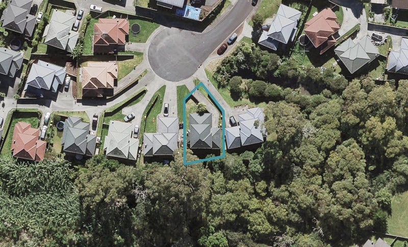 18 Elder Place, Massey, Auckland - Carousel 1