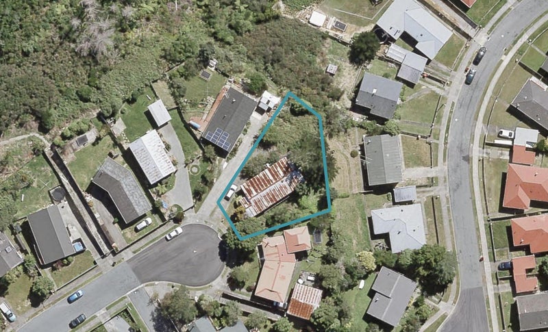 57 Aniseed Grove, Timberlea, Upper Hutt - Carousel 1