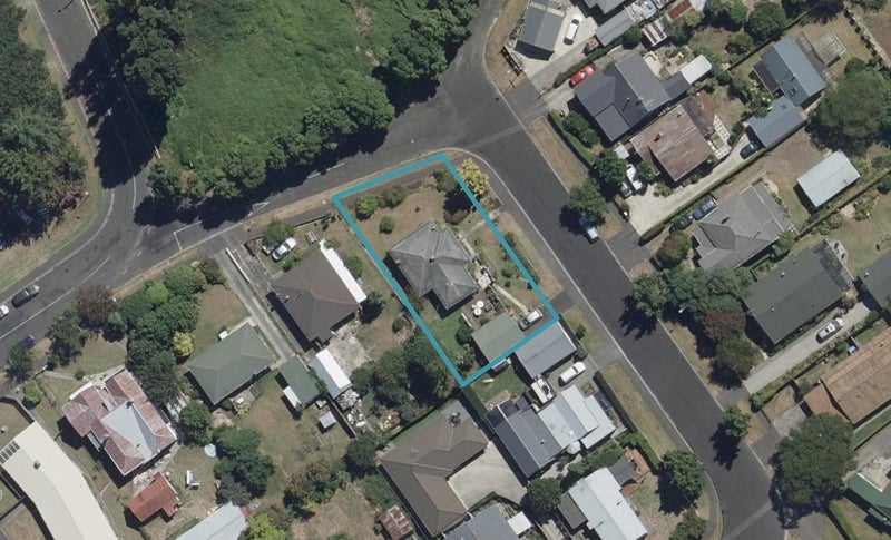 27 Goldsmith Street, Maeroa, Hamilton - Carousel 1