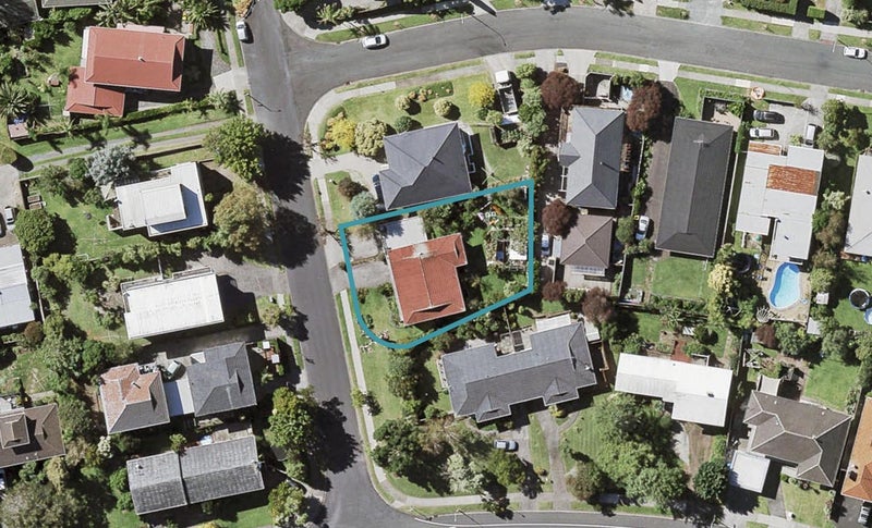 1 Treeway, Sunnyhills, Auckland - Carousel 1
