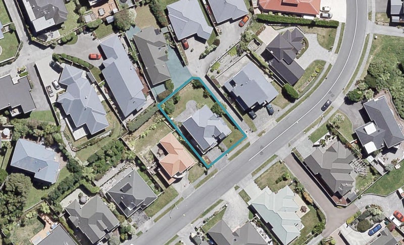 87 Redvers Drive, Belmont, Lower Hutt - Carousel 1