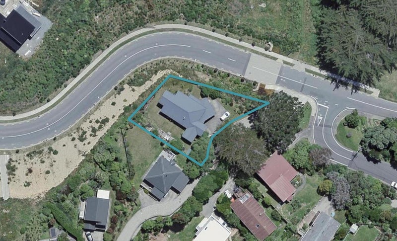 77 Silverstream Road, Crofton Downs, Wellington - Carousel 1