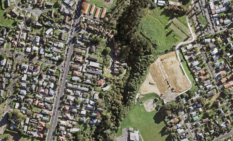 32 Waterview Downs, Waterview, Auckland - Carousel 1