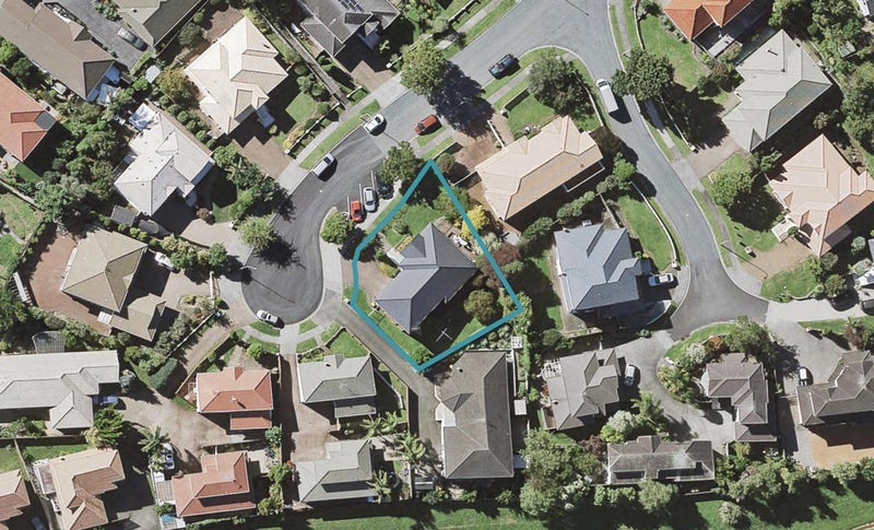 10 Belgate Place, Somerville, Manukau - Carousel 1