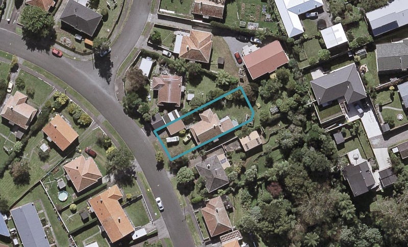 11 Wrantage Street, Westown, New Plymouth - Carousel 1