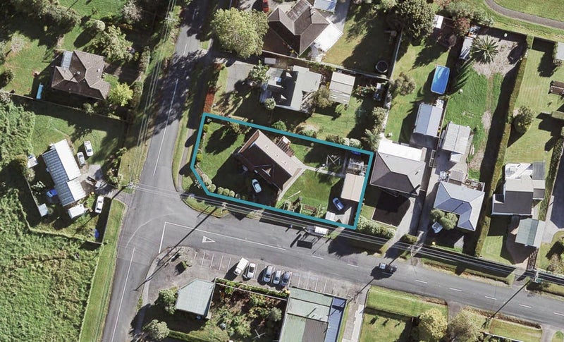 2 Puriri Road, Whenuapai, Auckland - Carousel 1