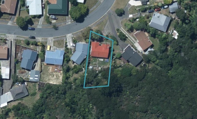 14 Transom Close, Whitby, Porirua - Carousel 1