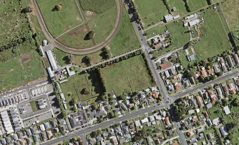 30 Paapaakiri Loop, Takanini, Auckland - Carousel 1