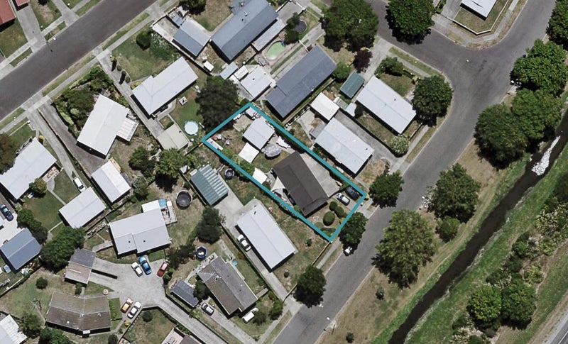 54 Atherfold Crescent, Greenmeadows, Napier - Carousel 1