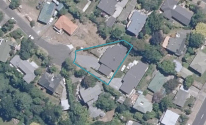 1/4 Norfolk Road, Waipahihi, Taupō - Carousel 1