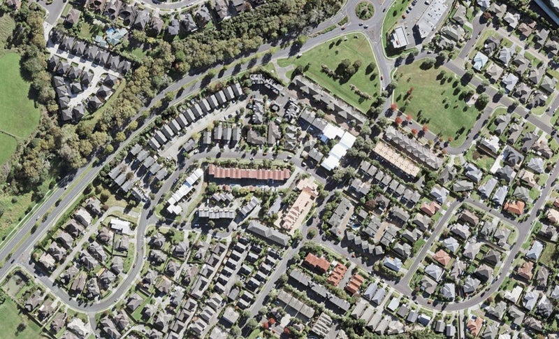 2/15 John Jennings Drive, Oteha, Auckland - Carousel 1