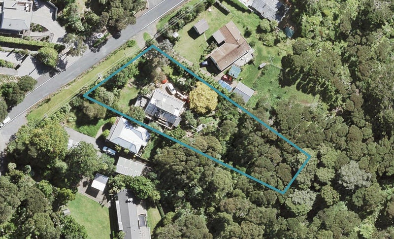 206 Shaw Road, Oratia, Auckland - Carousel 1