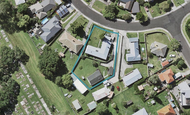 1/59 Philomel Crescent, Bayswater, Auckland - Carousel 1