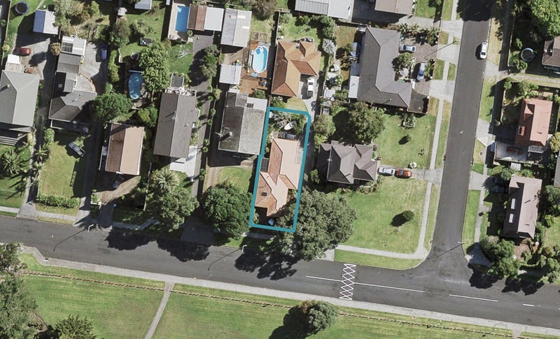 37 Roys Road, Weymouth, Auckland - Carousel 1