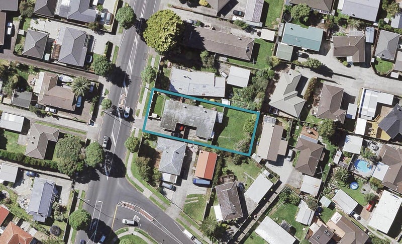 1/374 Bucklands Beach Road, Bucklands Beach, Auckland - Carousel 1