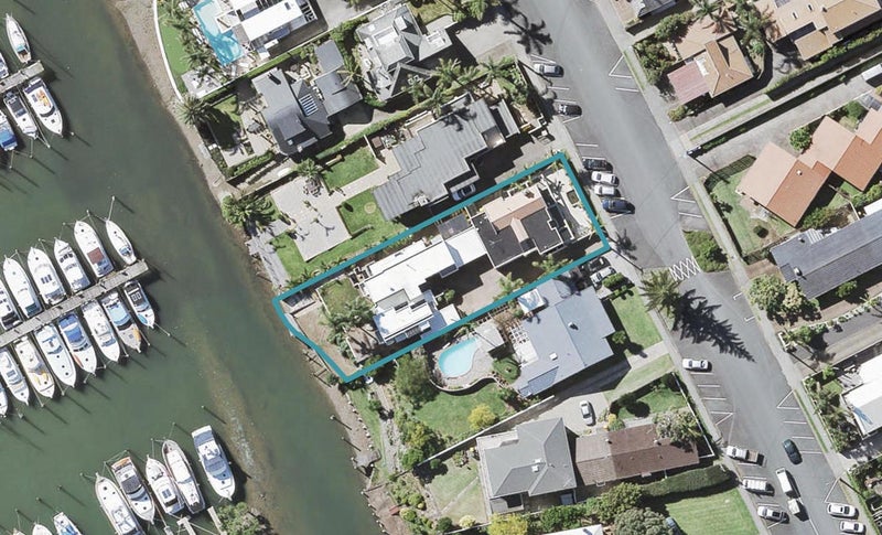 2/12 Craig Road, Milford, Auckland - Carousel 1