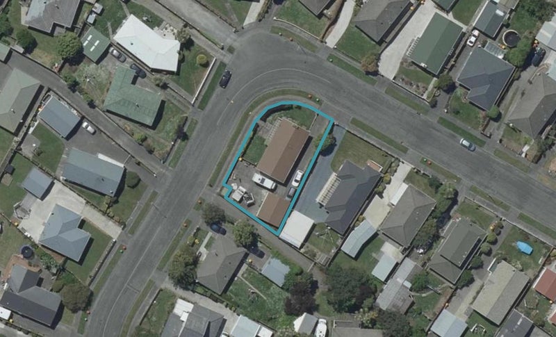 39 Frensham Crescent, Woolston, Christchurch - Carousel 1