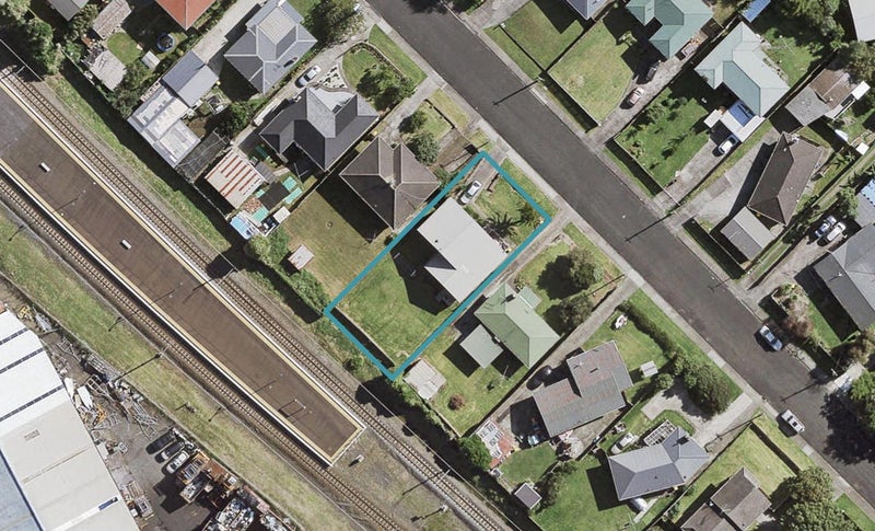 55 Ferguson Street, Manurewa East, Auckland - Carousel 1