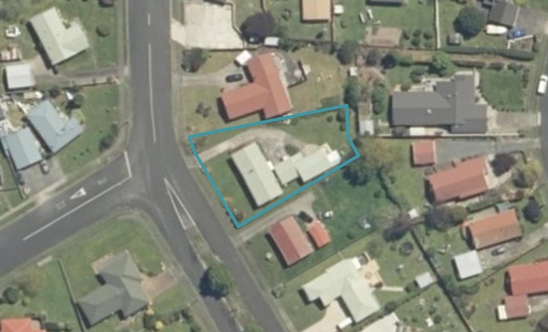 25 Darlington Street, Ngatea, Ngatea - Carousel 1