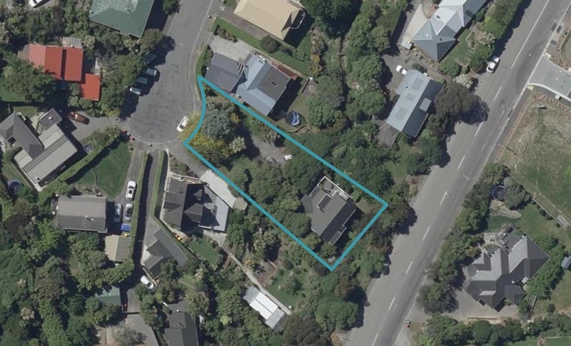 9 Heathvale Place, Heathcote Valley, Christchurch - Carousel 1