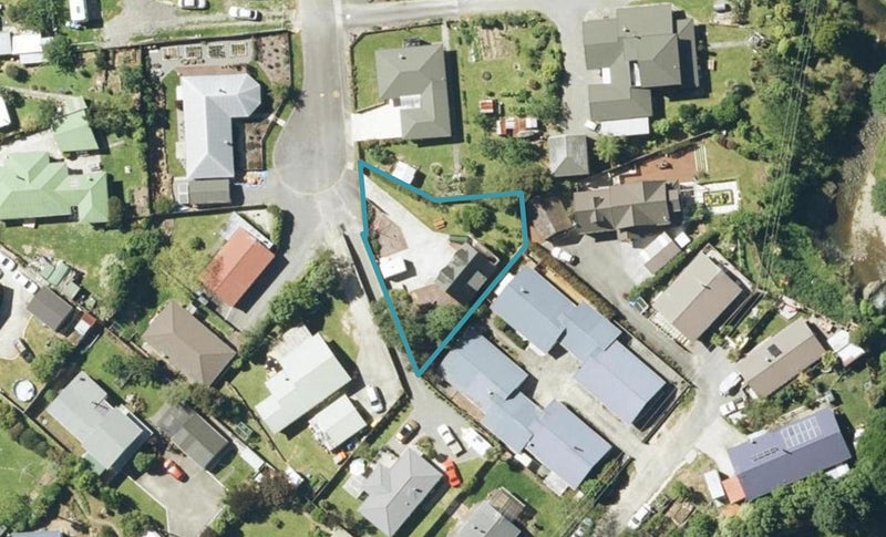 11 George Street, Picton - Carousel 1