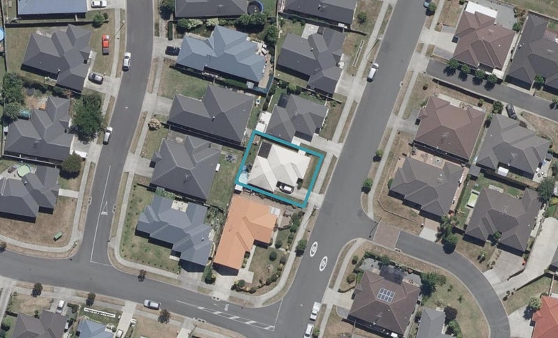 41 Te Manatu Drive, Huntington, Hamilton - Carousel 1