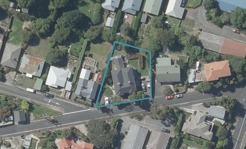 8 Springhill Road, Mornington, Dunedin - Carousel 1